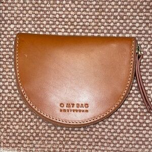 O MY BAG AMSTERDAM 
Laura’s Purse
Cognac Classic